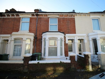 7 bedroom terraced house for rent in Fawcett Road, Southsea, PO4