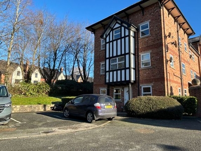 Flat for sale in 5 Stablefold, Worsley M28