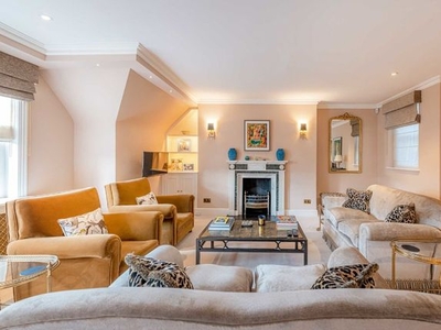 Flat for sale in Balfour Place, London W1K