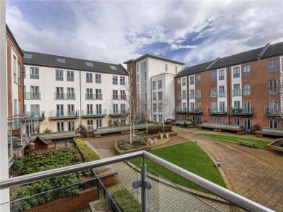 1 bedroom apartment for sale in Pond Garth, York, North Yorkshire, YO1