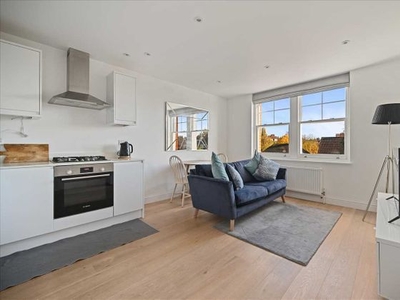 1 bedroom apartment to rent London, SW16 6LT