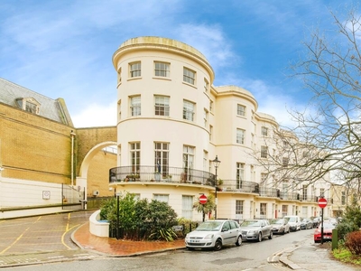 2 bedroom apartment for sale in 1 Alexander Terrace, Worthing, BN11