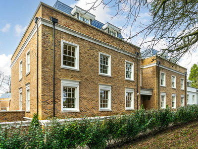 2 bedroom apartment for sale in Langham Place, Winchester, SO22