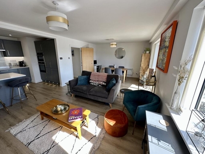 2 bedroom apartment for sale in Neptune Square, Ipswich, IP4
