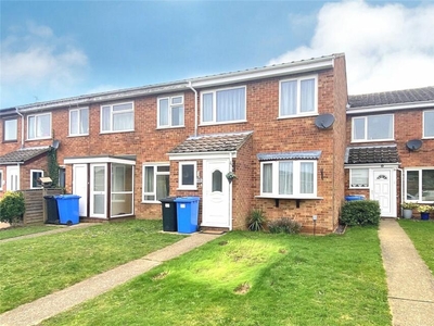 2 bedroom terraced house for sale in Ashton Close, Ipswich, Suffolk, IP2