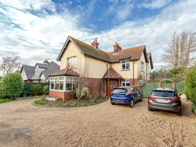 3 bedroom detached house for sale in Langbury Lane, Ferring, Worthing, West Sussex, BN12