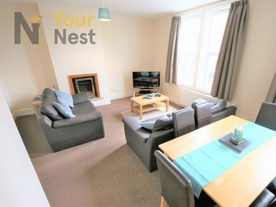 3 bedroom property to rent Leeds, LS15 8JN