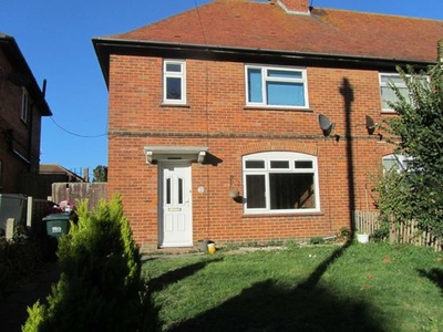 3 bedroom semi-detached house to rent Eastbourne, BN22 8RF