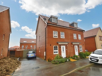 3 bedroom town house for sale in Campbell Drive, Eastbourne, BN22