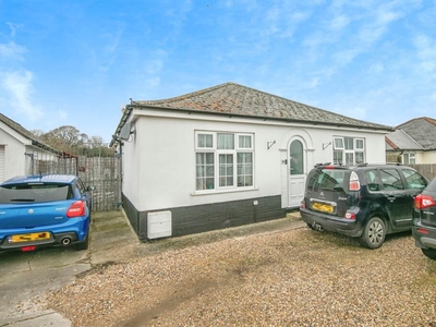 4 bedroom detached bungalow for sale in The Strand, Wherstead, Ipswich, IP2