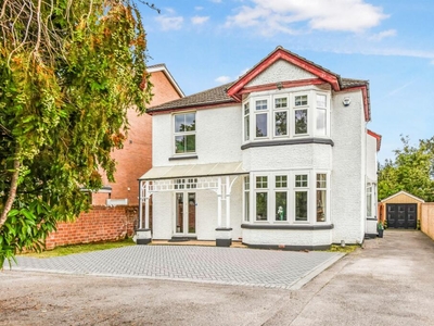 5 bedroom detached house for sale in Highfield, Southampton, SO17