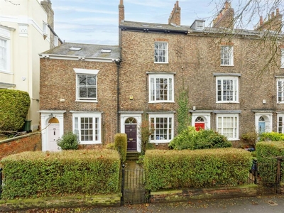 5 bedroom house for sale in The Mount, York, YO24