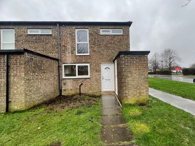 End terrace house to rent in Ripon Road, Stevenage SG1