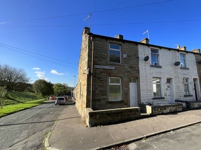 End terrace house to rent in Whitebull Street, Burnley, Lancashire BB12