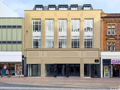 Flat to rent in 122-124 High Street, Southend On Sea, Essex SS1