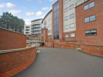 Flat to rent in Brookside Court, Tring HP23