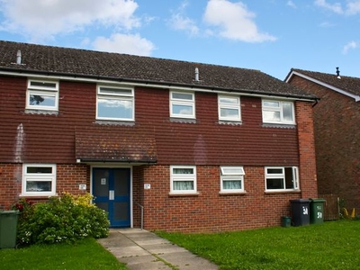Flat to rent in Hornhatch, Chilworth, Guildford GU4