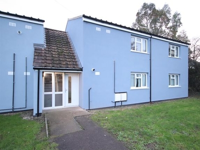 Flat to rent in Musgrave Way, Fen Ditton, Cambridge CB5