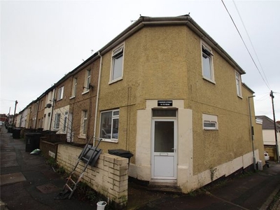 Flat to rent in Radnor Street (Frst Flr), Swindon SN1