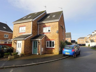 Property to rent in Farnham Close, Barrow-In-Furness LA13