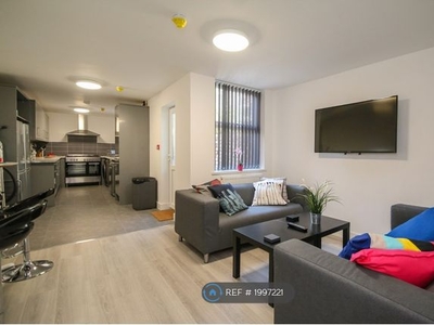 Room to rent in Molyneux Road, Kensington, Liverpool L6
