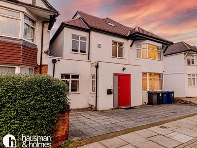 Semi-detached house to rent in Beechcroft Avenue, London NW11
