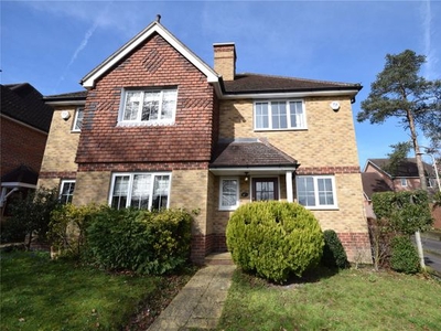 Semi-detached house to rent in Smalley Close, Wokingham, Berkshire RG41