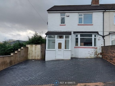 Semi-detached house to rent in Welford Road, Manchester M8
