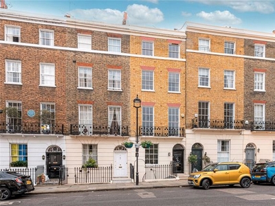 Terraced house to rent in Albion Street, Hyde Park W2