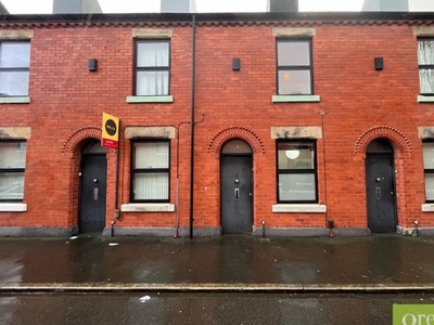 Terraced house to rent in Laburnum Street, Salford M6