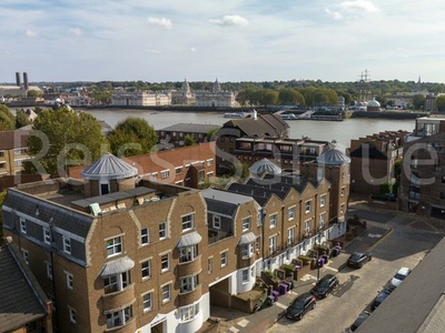 Town house to rent in Ferry Street, Isle Of Dogs, Docklands, London, Isle Of Dogs, Docklands, London E14