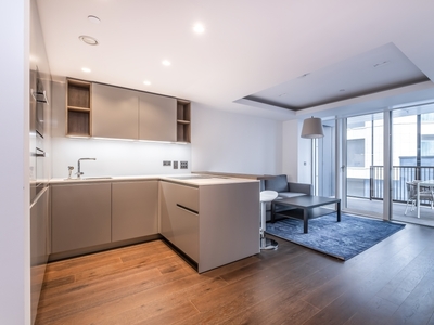 1 bedroom property to let in Camellia House Paddington W2