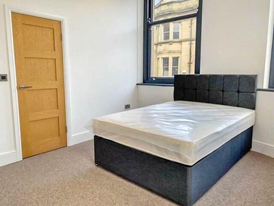 1 Bedroom Shared Living/roommate Barnsley South Yorkshire