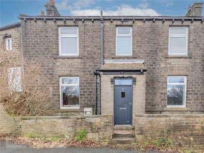 2 Bedroom House Holmfirth Kirklees