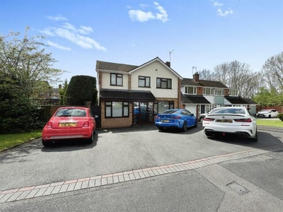 4 Bedroom Detached House For Sale In Great Barr