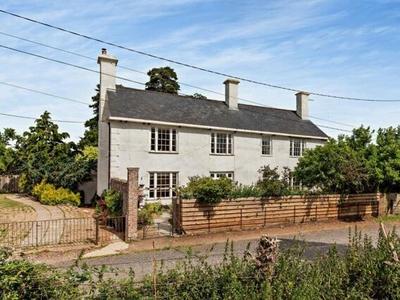 4 Bedroom House Exeter Exeter