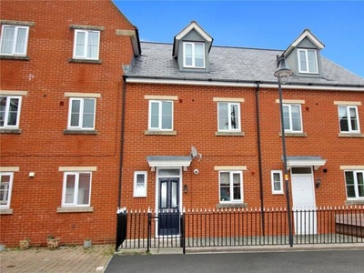4 Bedroom Terraced House For Sale In Swindon, Wiltshire