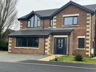 5 Bedroom House Lancs Rochdale