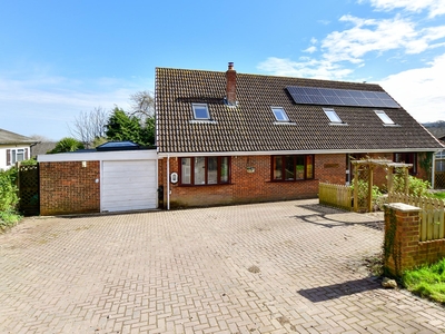 Detached House for sale with 5 bedrooms, Shanklin, Isle of Wight | Fine & Country