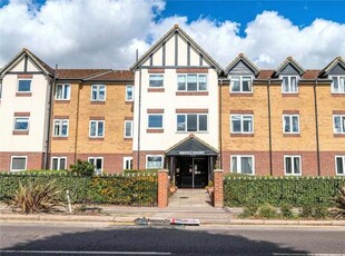 1 Bedroom Apartment For Sale In Thorpe Bay, Essex