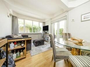 2 Bedroom Apartment For Sale In 20 Frogmore