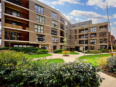 2 Bedroom Apartment For Sale In Camberwell, London