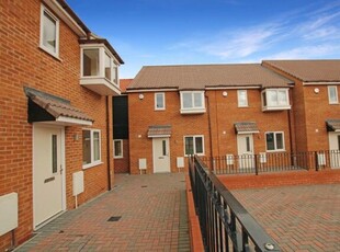 2 Bedroom Terraced House For Sale In Rayleigh, Essex