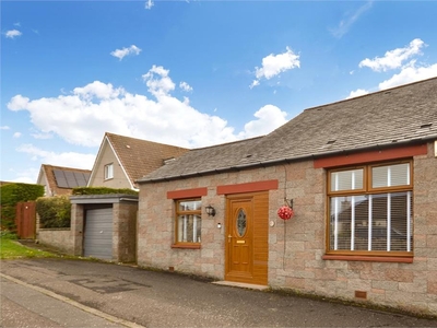 3 bed semi-detached bungalow for sale in Kingseat