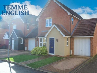 3 Bedroom Detached House For Sale In Wickford, Essex