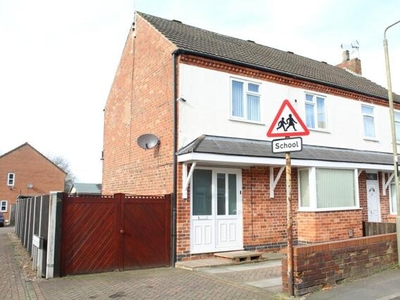 3 Bedroom Semi-detached House For Sale In Pinxton, Nottingham