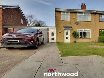 3 Bedroom Semi-detached House For Sale In Thorne, Doncaster