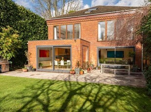5 Bedroom Detached House For Sale In Berkhamsted, Hertfordshire