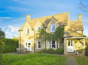 5 Bedroom Detached House For Sale In Cirencester