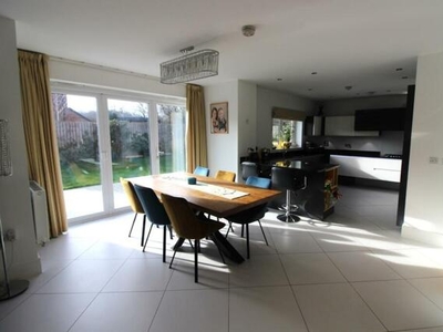 5 Bedroom Detached House For Sale In Wynyard